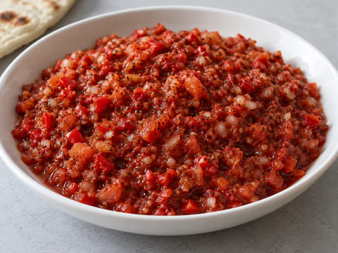 Acili Ezme (dip turco picante de tomate) Acili Ezme (dip turco picante de tomate)