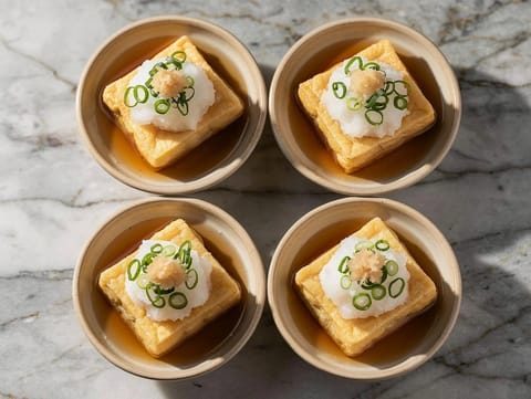 Agedashi Tofu (tofu frito em caldo dashi) Agedashi Tofu (tofu frito em caldo dashi)
