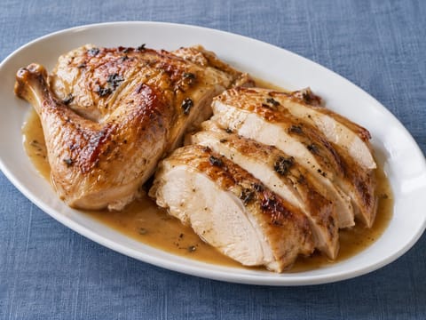 Chapon Rôti (francia sült kappan kakukkfüves vajjal) Chapon Rôti (francia sült kappan kakukkfüves vajjal)