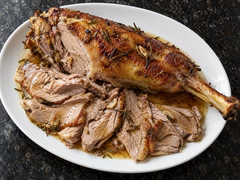Cordero Lechal al Horno (uunissa paahdettu imeväislammas) Cordero Lechal al Horno (uunissa paahdettu imeväislammas)