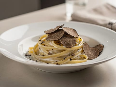 Fettuccine al Tartufo Nero (mustatryffelifettuccine)