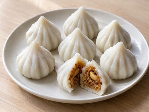 Steamed Modak Platter (Rice Flour Dumplings with Coconut and Jaggery)