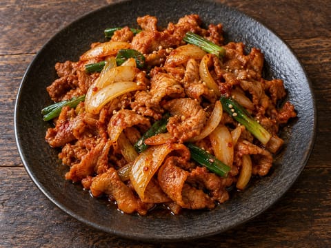 Jeyuk Bokkeum (csípős sertéshúsos stir-fry) Jeyuk Bokkeum (csípős sertéshúsos stir-fry)