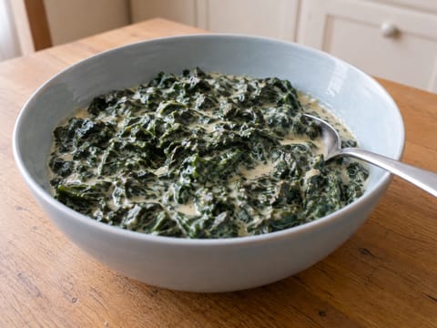 Grønlangkål (Danimarka usulü kremalı kale lahanası)