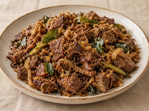 Kerala-i marhahúsos stir-fry currylevéllel Kerala-i marhahúsos stir-fry currylevéllel