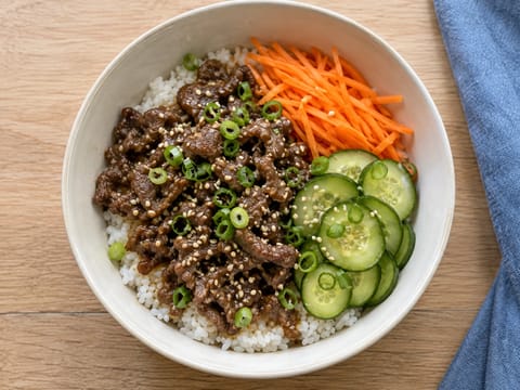 Poke bowl di bulgogi coreano