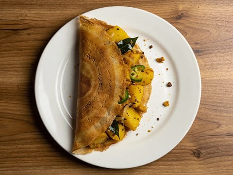 Masala Dosa (crêpe de arroz y lentejas rellena)