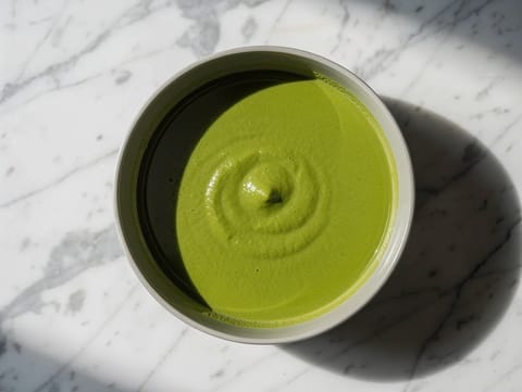 Gaspacho vert (épinards, avocat et concombre) Gaspacho vert (épinards, avocat et concombre)