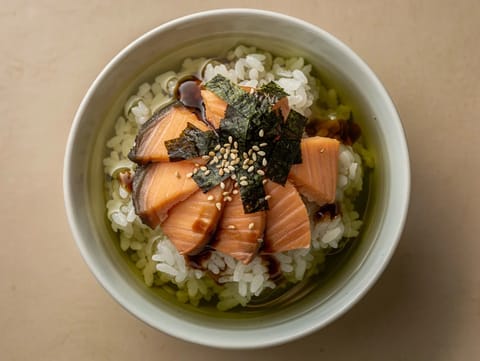 Ochazuke (mit Tee übergossener Reis) Ochazuke (mit Tee übergossener Reis)