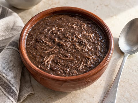 Papas de Sarrabulho (porsas- ja verileipäpuuro)