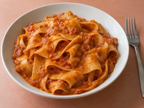 Peanut Stew Pappardelle (domatesli ve fıstık soslu makarna)