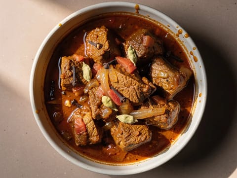 Pork Vindaloo (goanské vepřové kari)