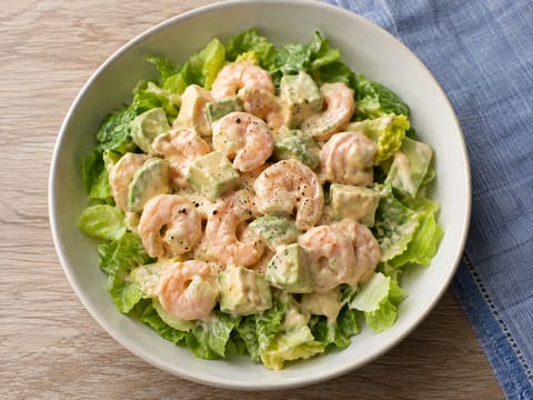 Salada Marie Rose de Camarão e Abacate Salada Marie Rose de Camarão e Abacate