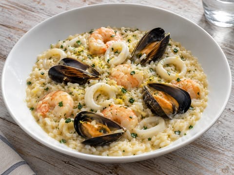 Risotto ai Frutti di Mare (fiskerisotto med rejer, muslinger og blæksprutte) Risotto ai Frutti di Mare (fiskerisotto med rejer, muslinger og blæksprutte)