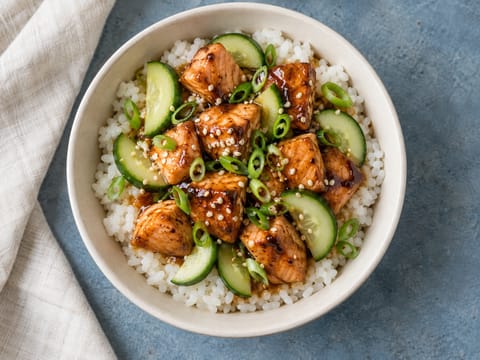 Teriyaki lazacos poke bowl Teriyaki lazacos poke bowl