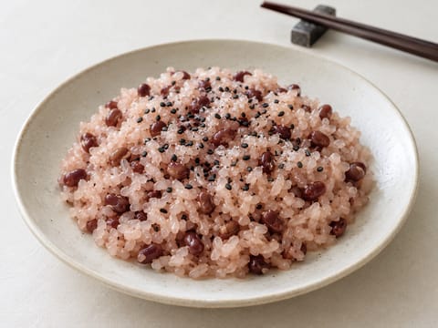 Sekihan (orez japonez cu fasole adzuki) Sekihan (orez japonez cu fasole adzuki)