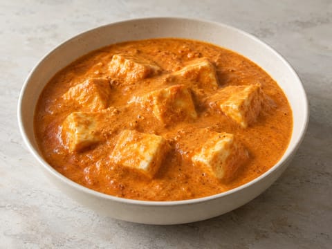 Shahi Paneer (kremet paneer-curry med tomat og cashewnøtter)