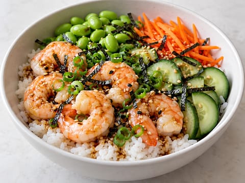 Poke bowl sushi con gamberi Poke bowl sushi con gamberi