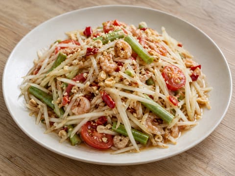 Som Tam (thai zöld papajasaláta) Som Tam (thai zöld papajasaláta)