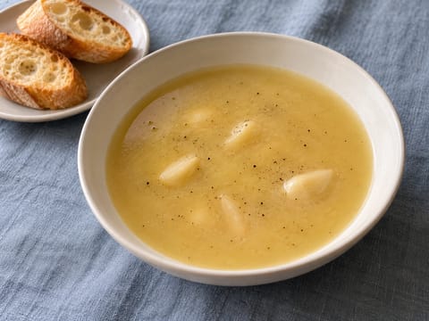Soupe à l’Ail (sopa provençal de alho)