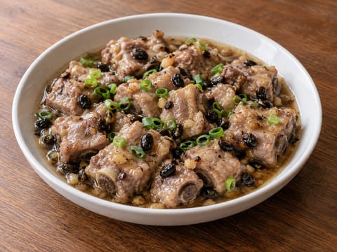 Travers de porc vapeur à la sauce aux haricots noirs