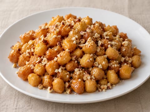 Struffoli (beignets napolitains au miel) Struffoli (beignets napolitains au miel)