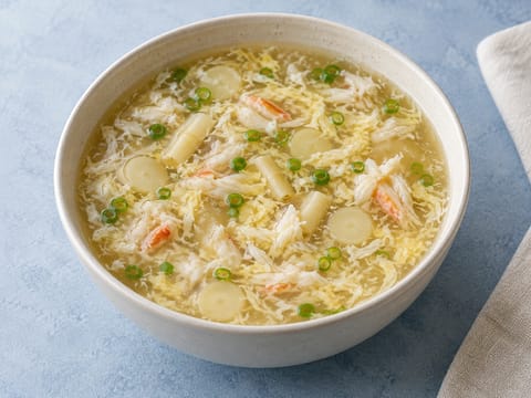 Súp Măng Cua (Krab- en aspergesoep) Súp Măng Cua (Krab- en aspergesoep)