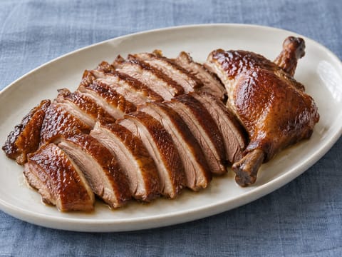 Tea-Smoked Duck (Sichuan gerookte eend) Tea-Smoked Duck (Sichuan gerookte eend)