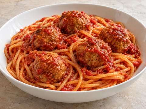 Kalkunkødboller i marinara-sauce Kalkunkødboller i marinara-sauce