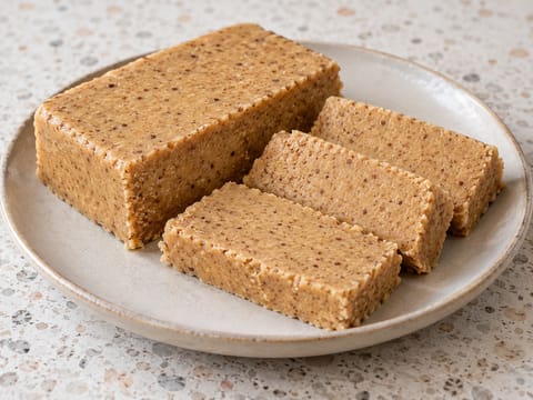 Turrón de Jijona (miękki nugat migdałowy) Turrón de Jijona (miękki nugat migdałowy)