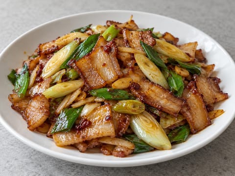 Hui Guo Rou (wokstekt svinebryst, dobbeltkokt) Hui Guo Rou (wokstekt svinebryst, dobbeltkokt)