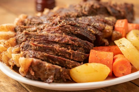 Yankee pot roast (zöldséges, párolt marhaszegy)