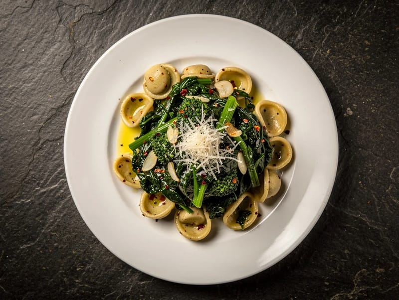Cime di Rapa con Orecchiette (Orecchiette with Broccoli Rabe, Garlic and Chilli) Cime di Rapa con Orecchiette (Orecchiette with Broccoli Rabe, Garlic and Chilli)