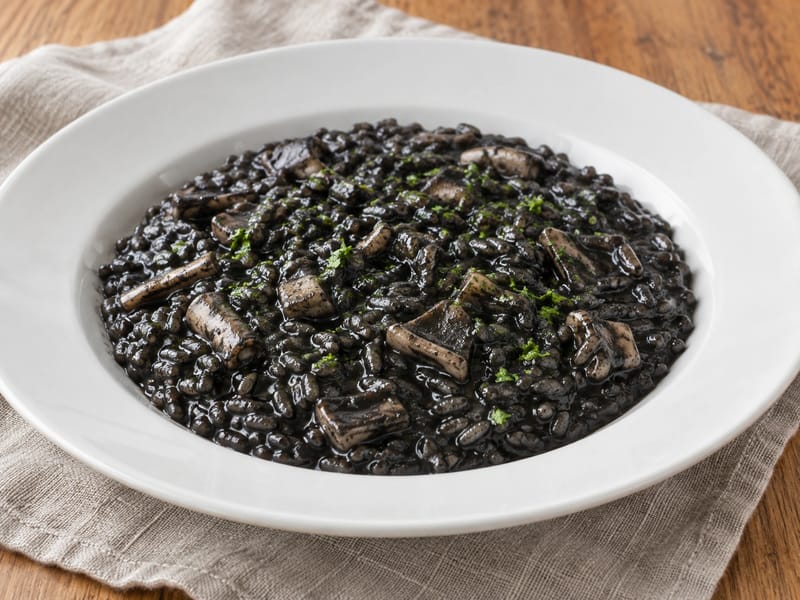 Risotto al Nero di Seppia (tintahal tintás rizottó) Risotto al Nero di Seppia (tintahal tintás rizottó)
